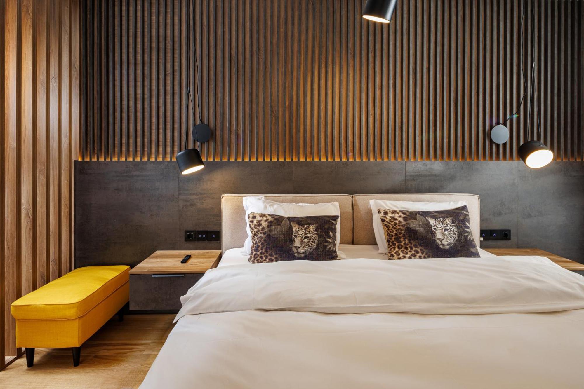Pure Living Apartment W. Private Parking ブラショフ エクステリア 写真